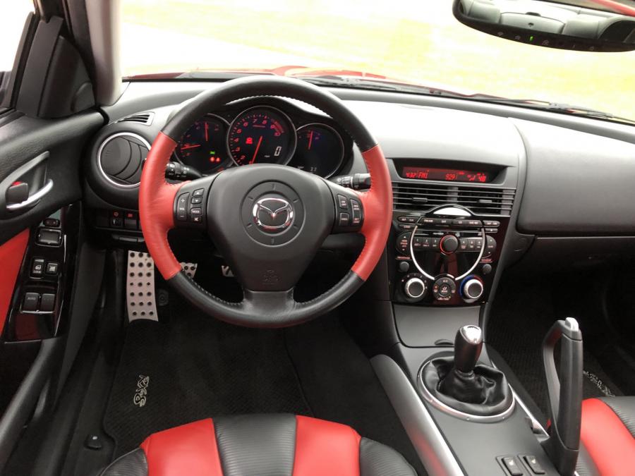 Торпедо Mazda RX-8 2005 года  (фото 108 из 197)